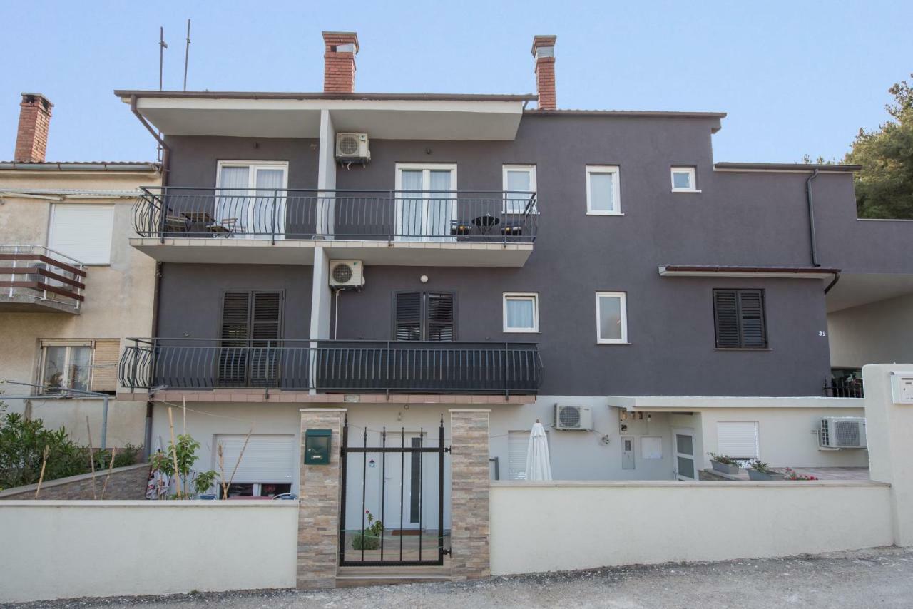 PUY Art Design Apartments מראה חיצוני תמונה