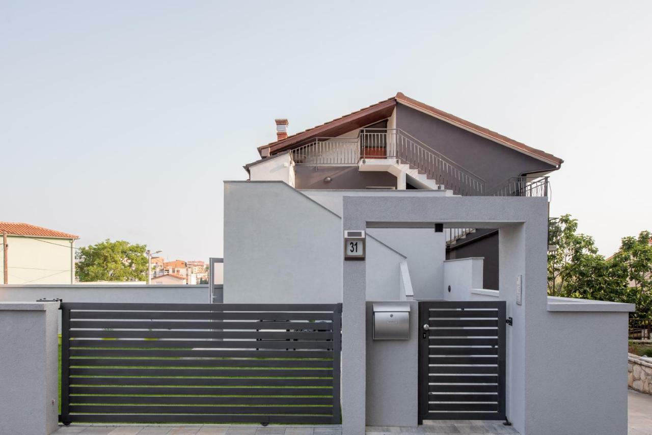 PUY Art Design Apartments מראה חיצוני תמונה